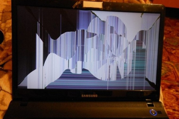 Замена экрана ноутбука