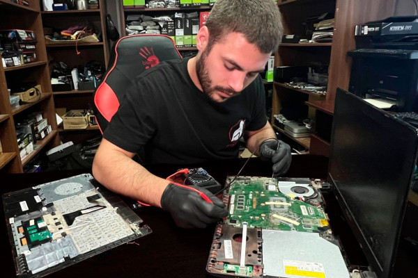 Срочный ремонт ноутбуков