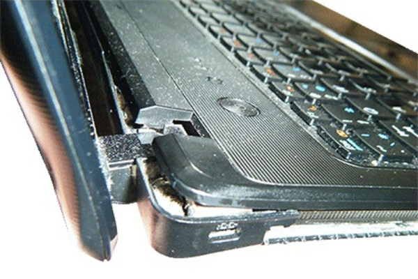 Ремонт корпуса ноутбука