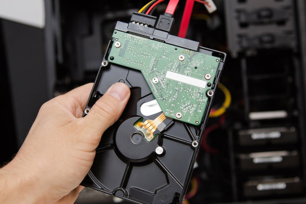 Жесткий диск не определяется