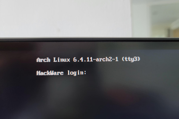 Черный экран Windows: причины и решения