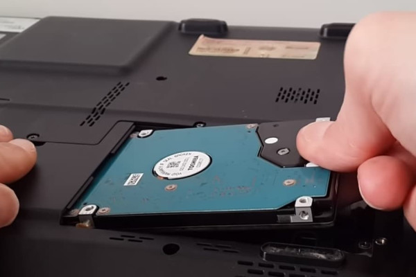 Ноутбук не видит диск