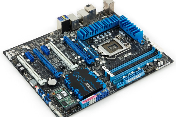 Замена материнской платы в Киеве